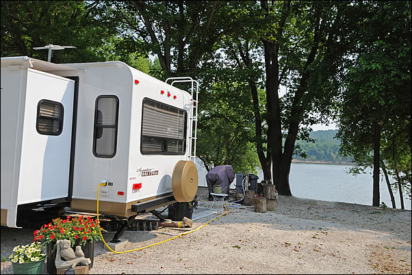 RV camping on the Ohio River