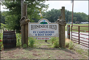 entrance to Horseshoe Bend RV Campground, Cabins & Boat Ramp