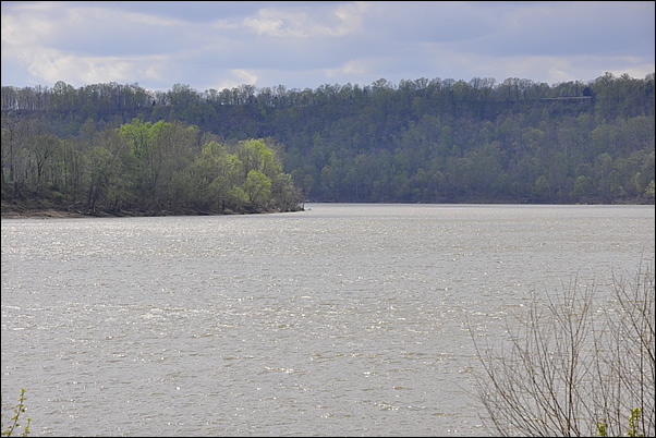 boat access to the Ohio River