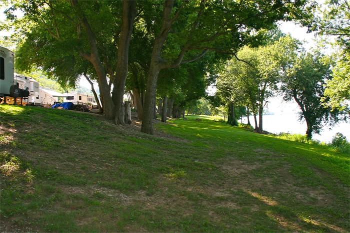 Each riverfront site enjoys a view of this grassy area and the Ohio River.